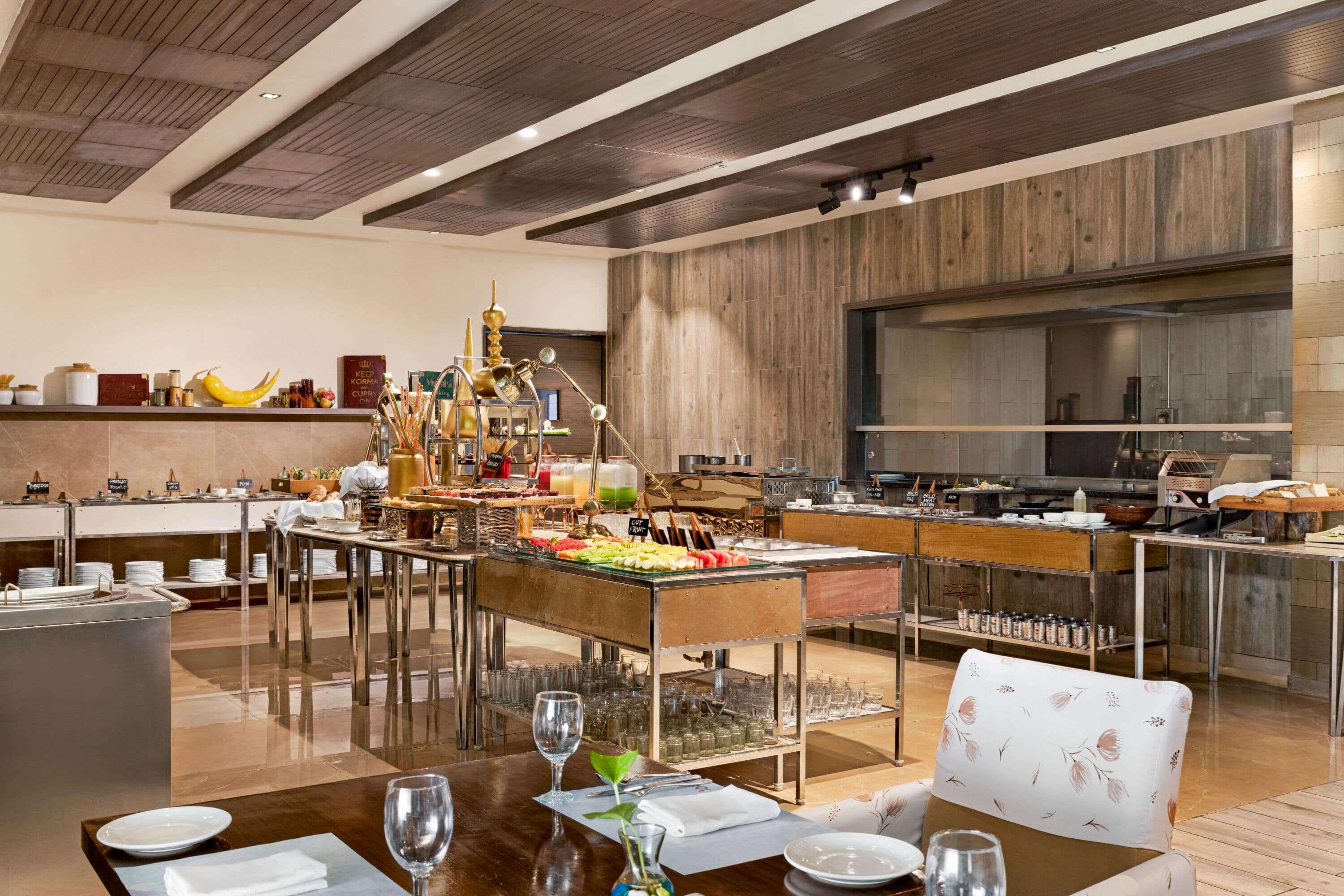 Wyndham Ahmedabad Shela Hotel Exterior foto